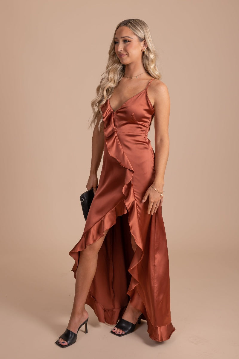 Silky maxi dress with ruffle skirt in dark red
