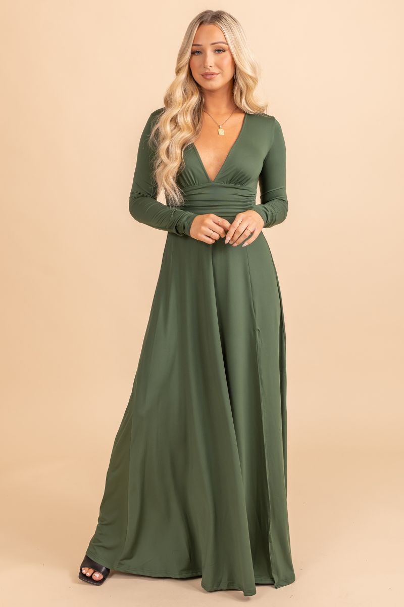 dark green v-neck long sleeve maxi dress