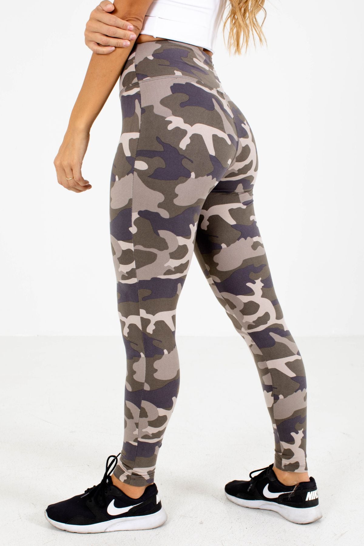 Lululemon camouflage leggings, Women's Fashion, Activewear on Carousell
