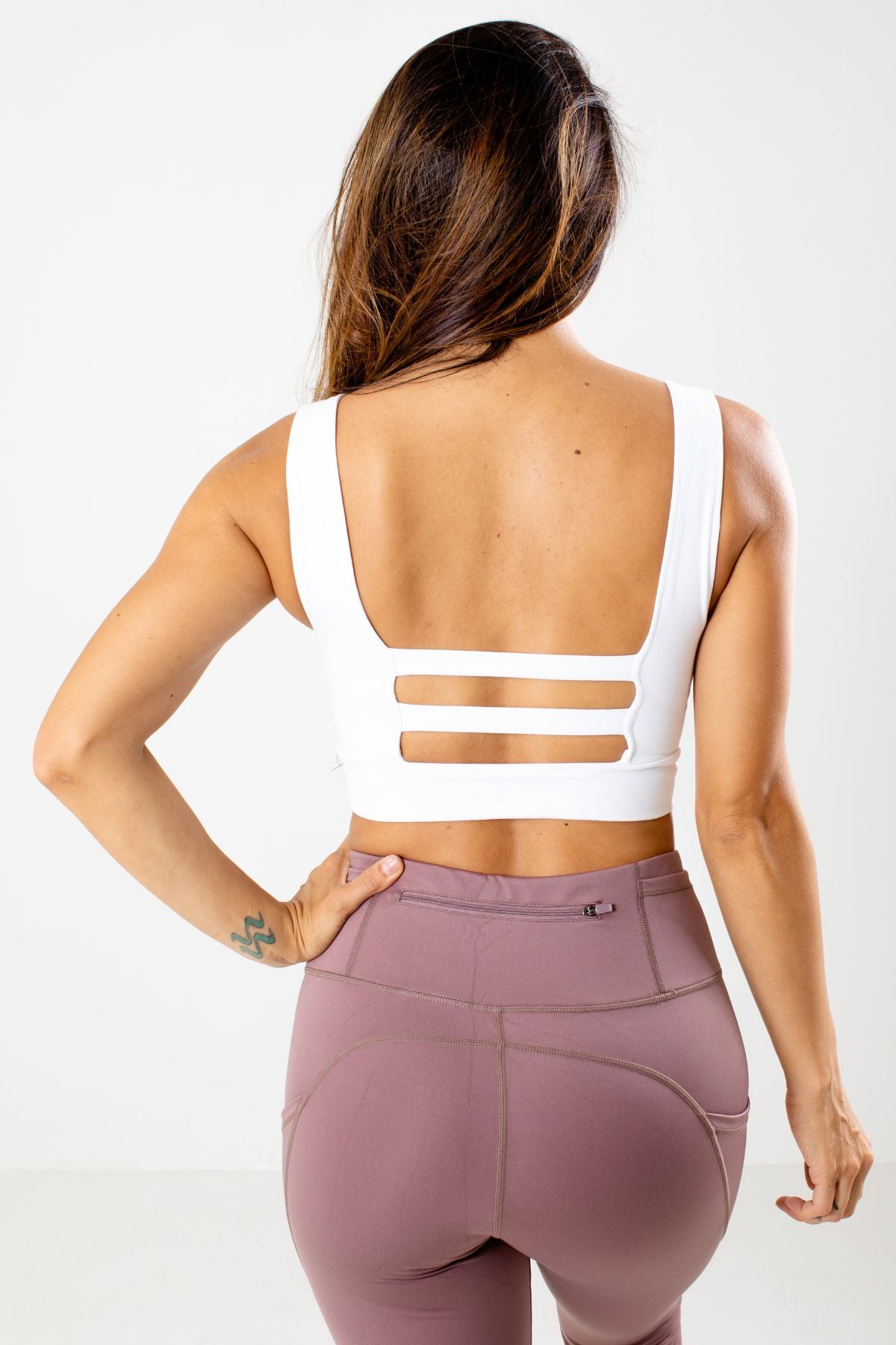 Women's White Back Cutout Detail Boutique Sports Bra