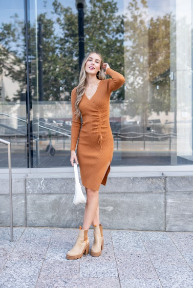 Ribbed tie dress in rust