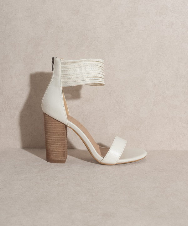 Charmed Life Heel