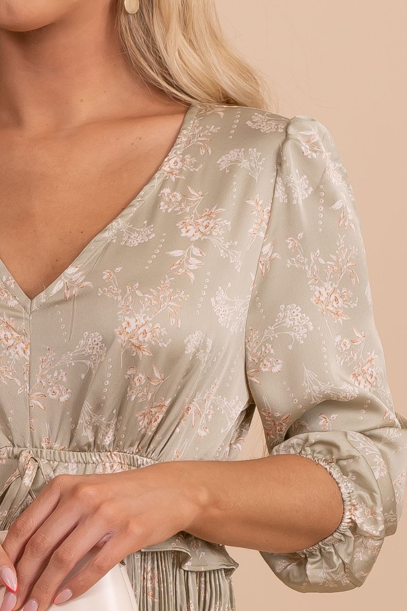cinched detail light green floral midi dress