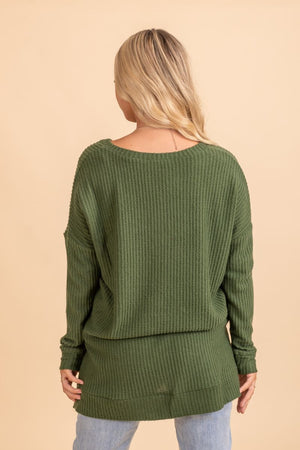womans oversized long sleeve forest green top 