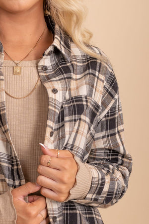 Button up collared plaid black flannel