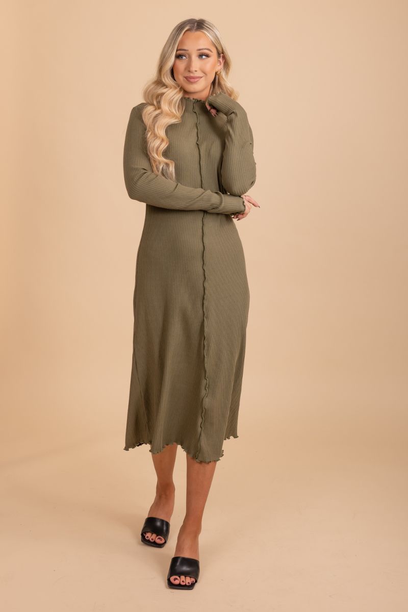 green long sleeve fitted ribbed dress