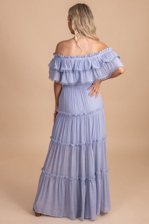 Women's maxi dress with tiered skirt 