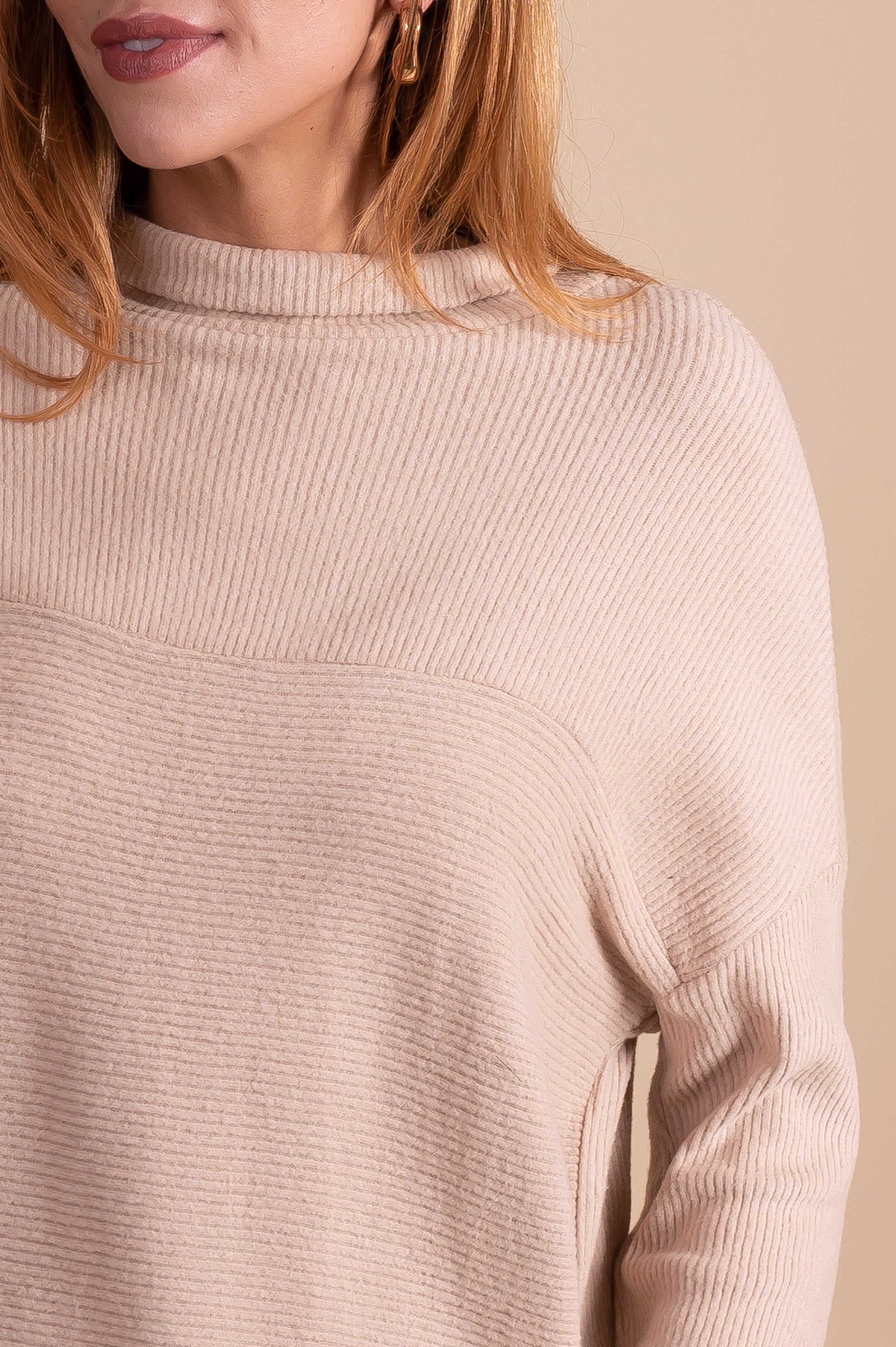 women's soft long sleeve light brown sweater