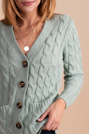 chunky knit cardigan for fall and winter