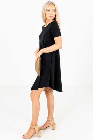 Women's Black Round Neckline Boutique Knee-Length Dress