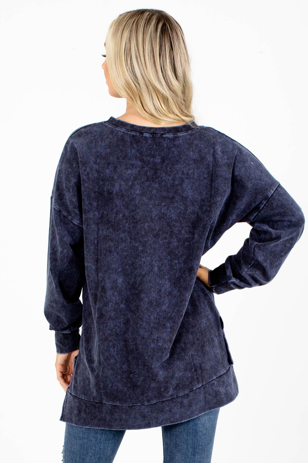 Women's Blue V-Neckline Boutique Pullover