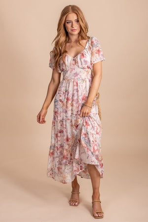 Wome's flowy maxi dress with light weight material 