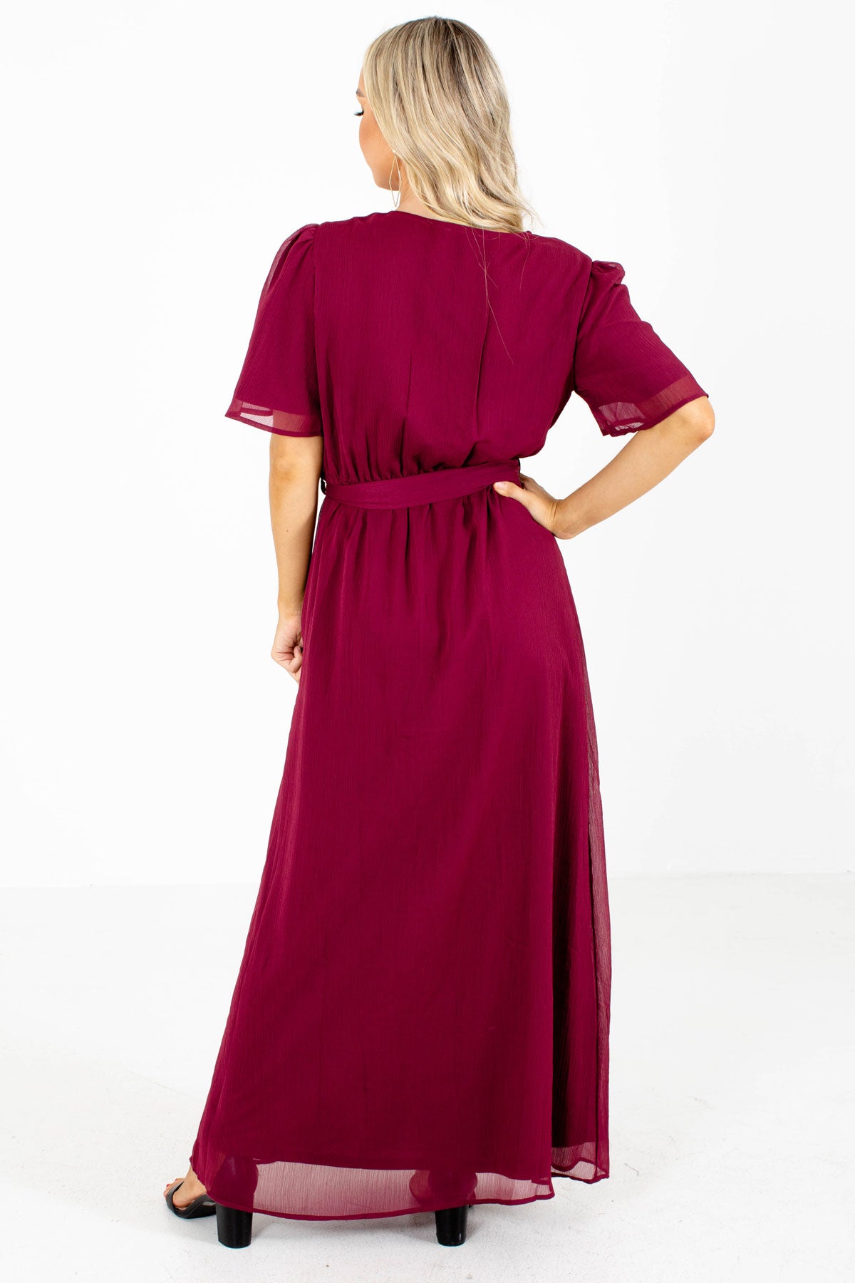 Women's Burgundy V-Neckline Boutique Maxi Dress