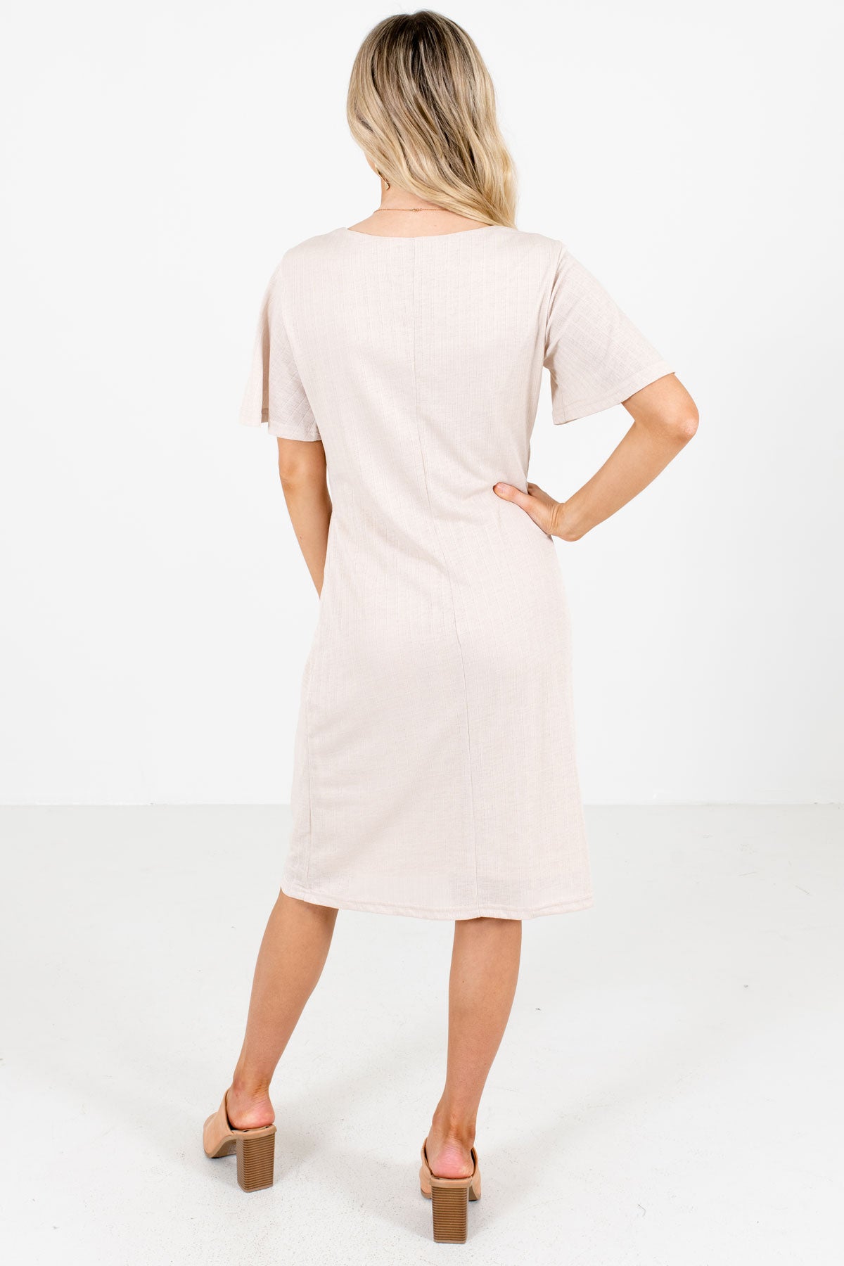 Women's Beige V-Neckline Boutique Knee-Length Dress