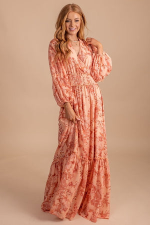 Flowy maxi dress with puff sleeves