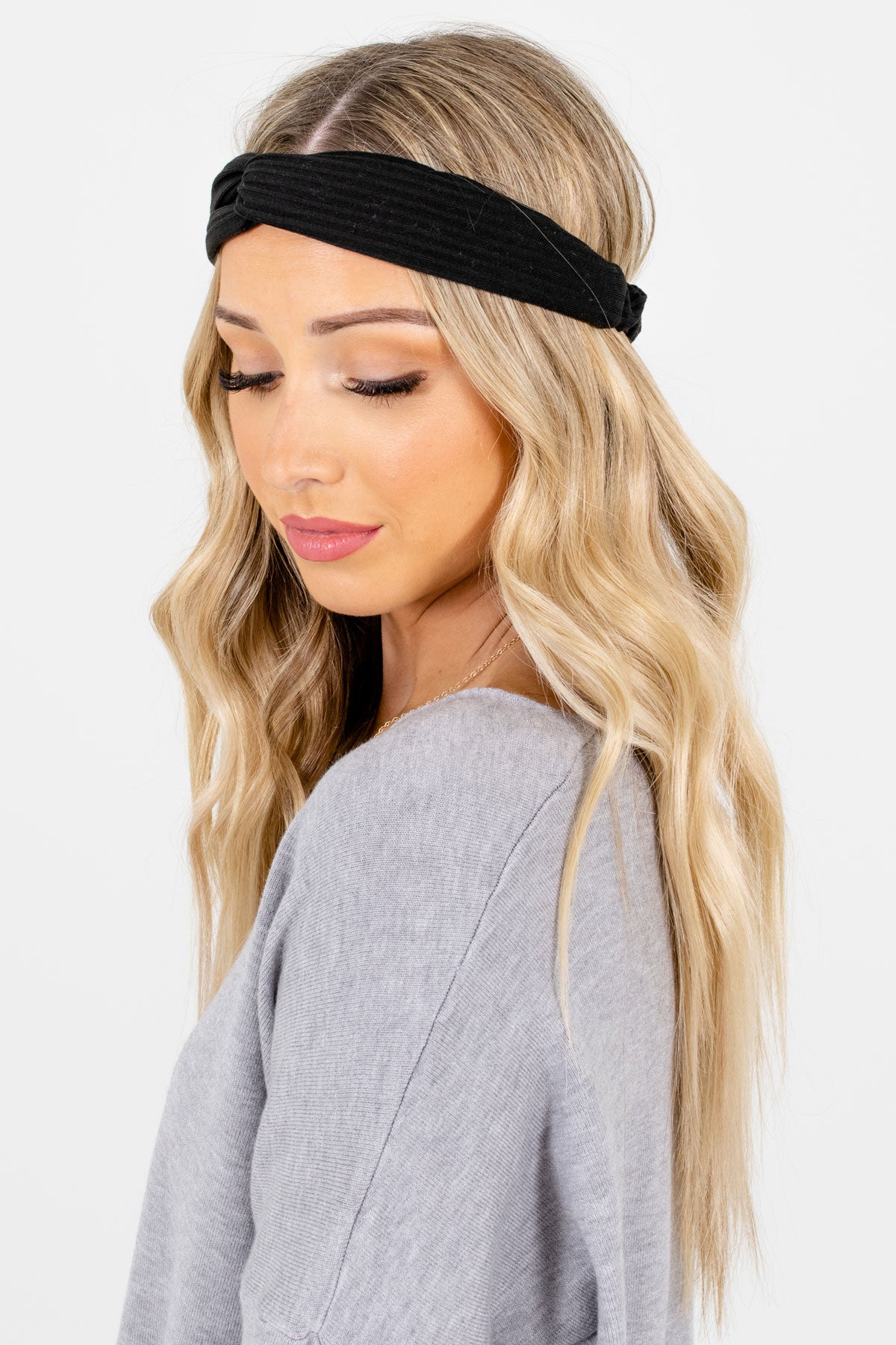 Women’s Black Infinity Knot Detailed Boutique Headband
