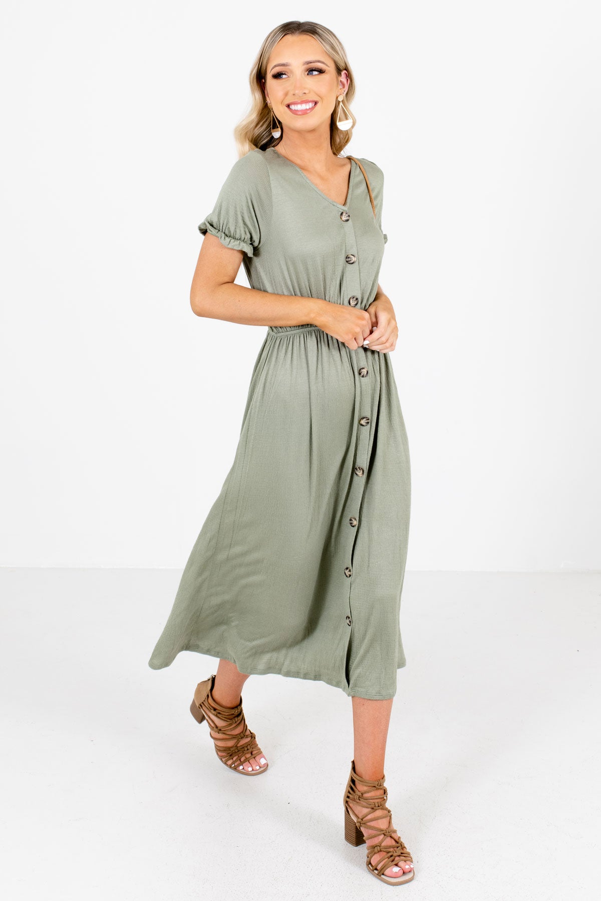 Sage green merino wool high waisted pleated stretch Dress Pants | Sumissura