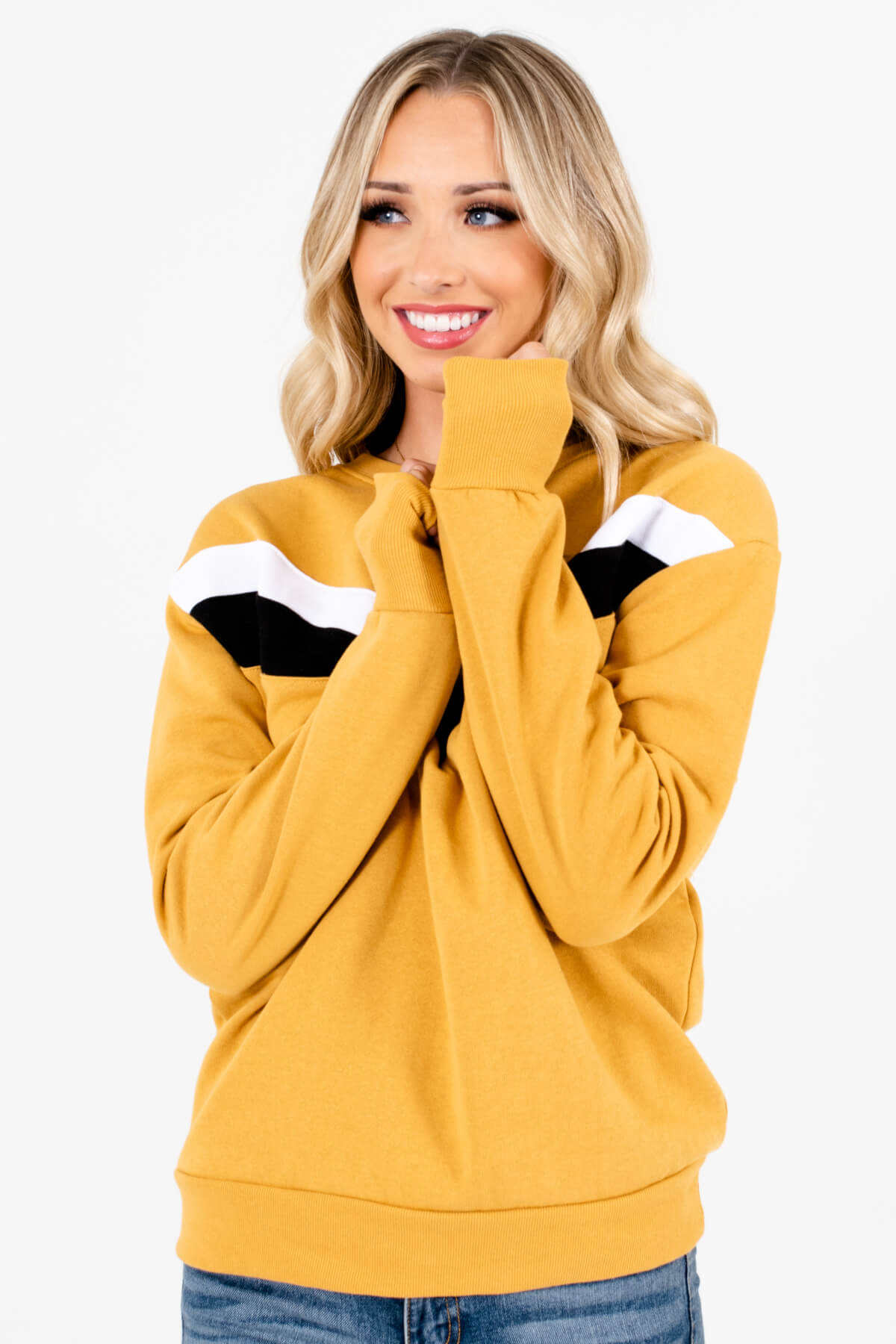 Women’s Mustard Yellow Round Neckline Boutique Pullover