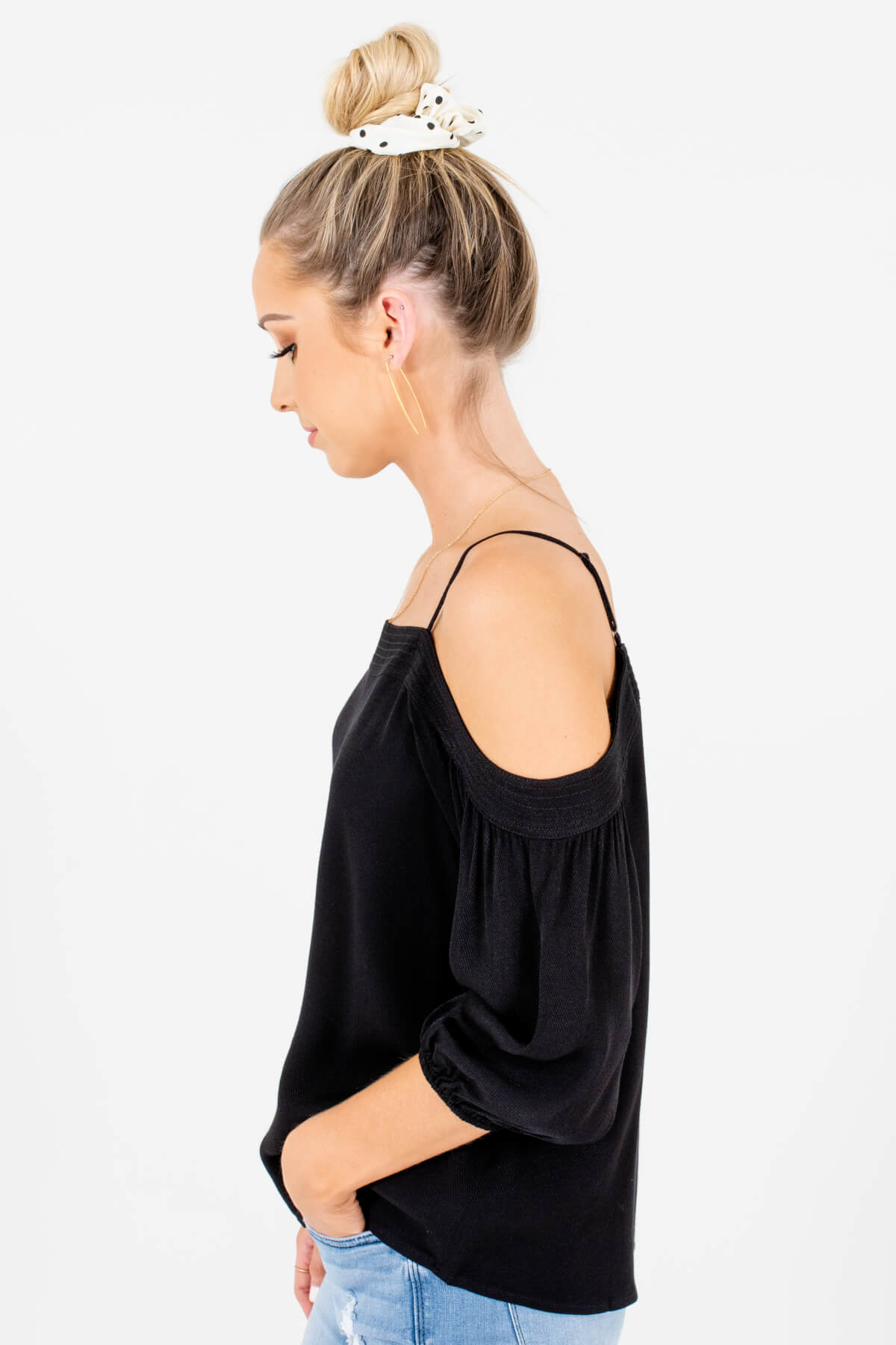 Black no hotsell shoulder top