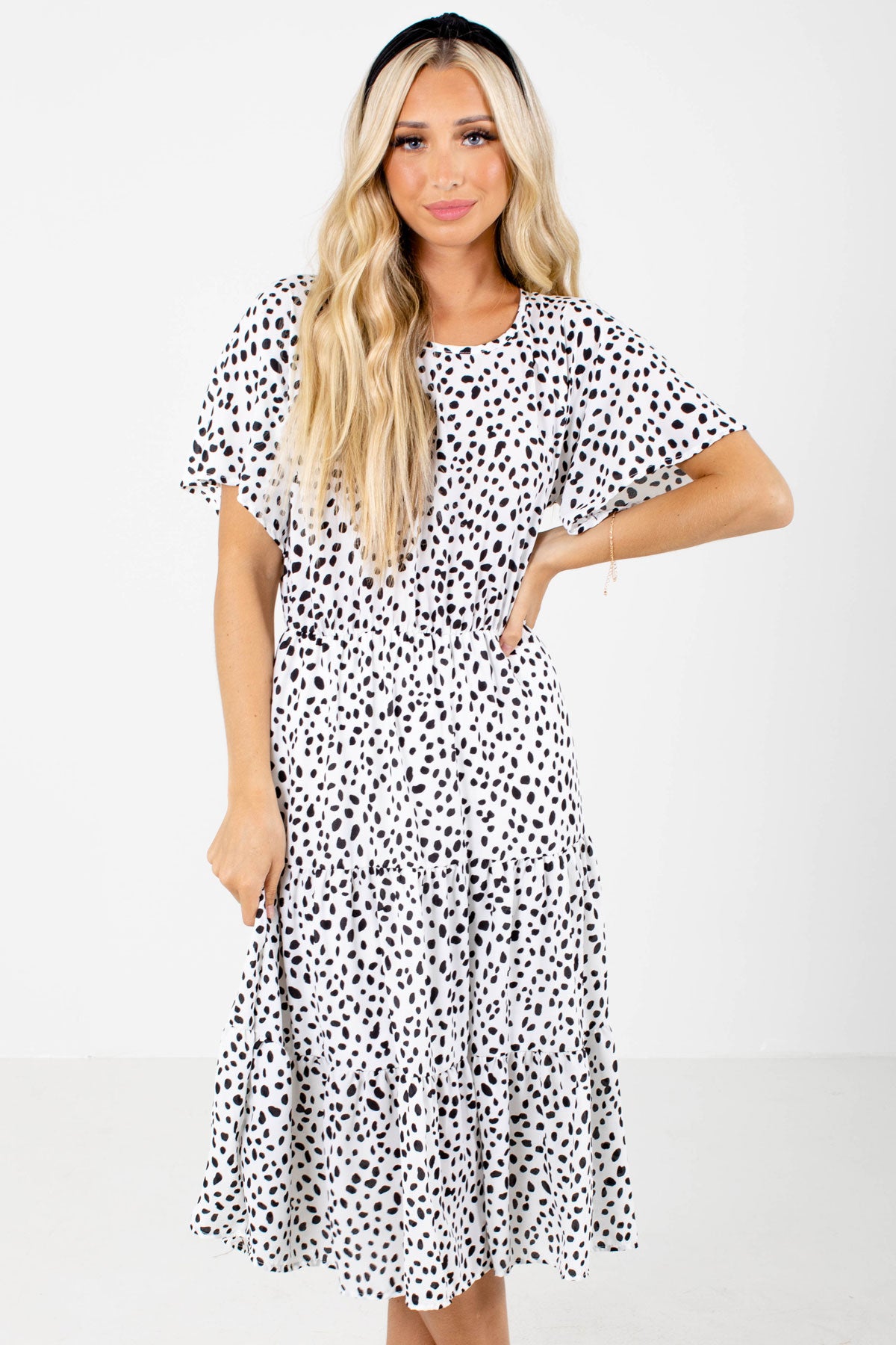 White midi clearance dress black spots