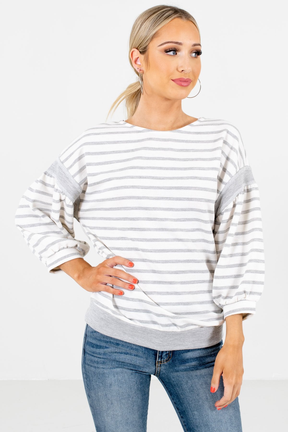 Women's White Casual Everyday Boutique Tops