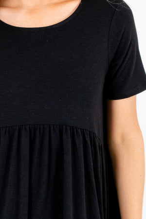 Women's Black Pleated Accented Boutique Tops