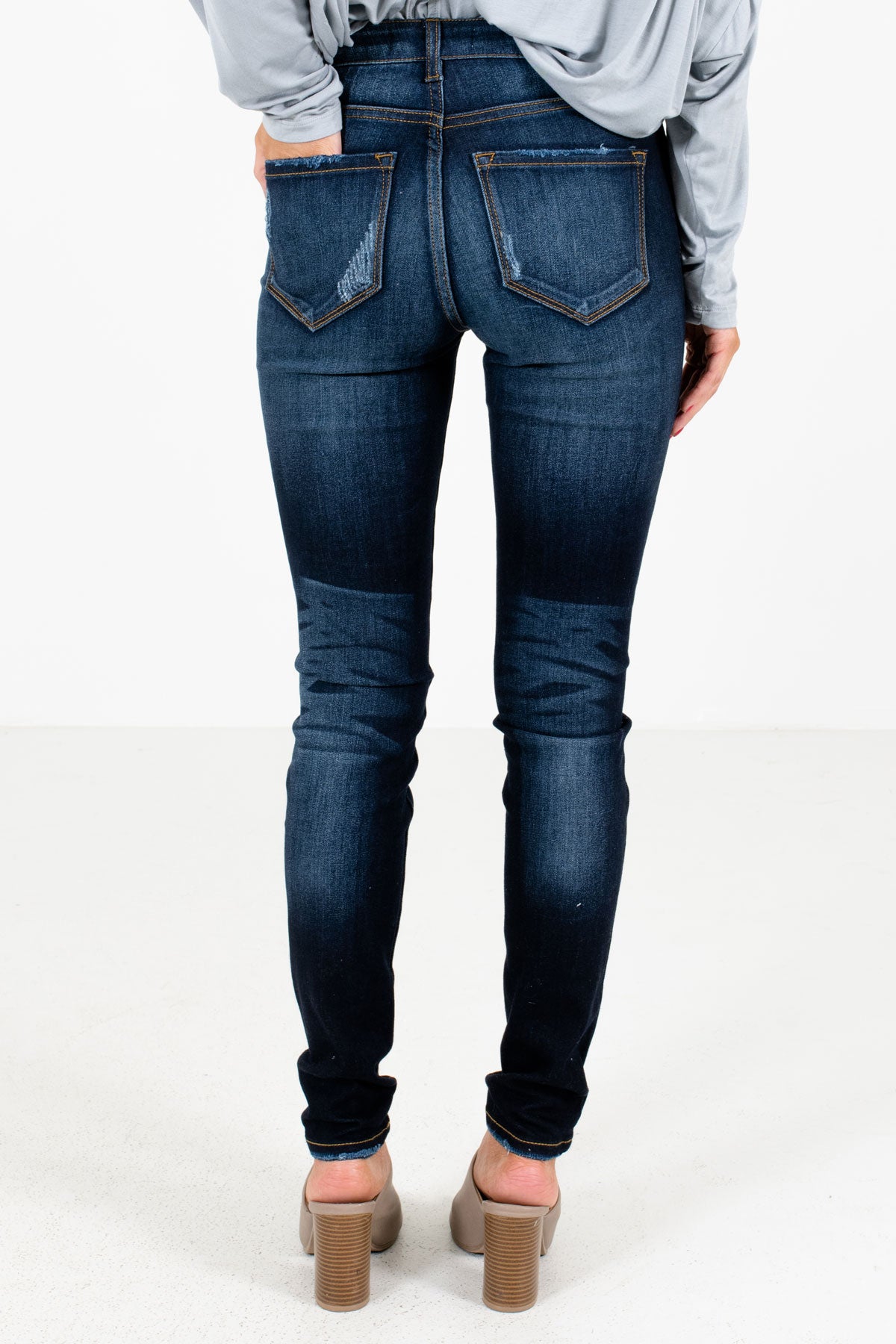 Women's Dark Wash Blue Button-Up Brown Boutique Skinny Jeans