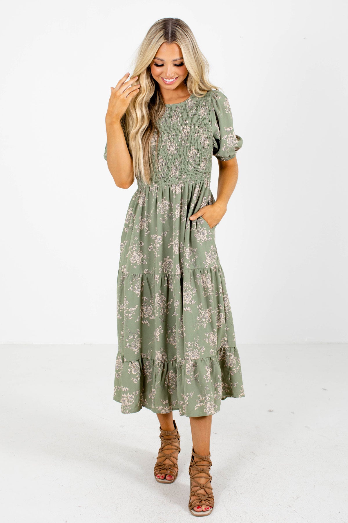 Green Lightweight Material Midi Dress Boutique Clothing for Women