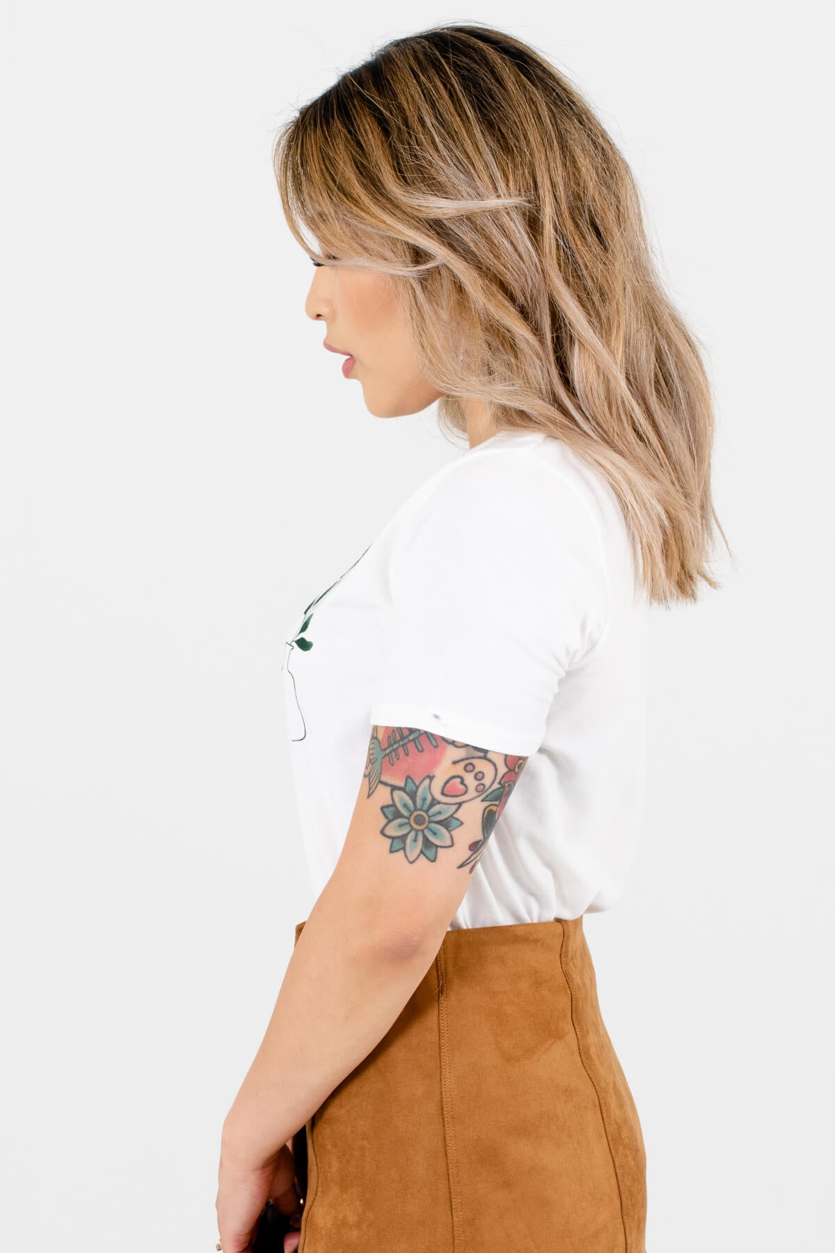 White Plant Graphic T-Shirts for Women