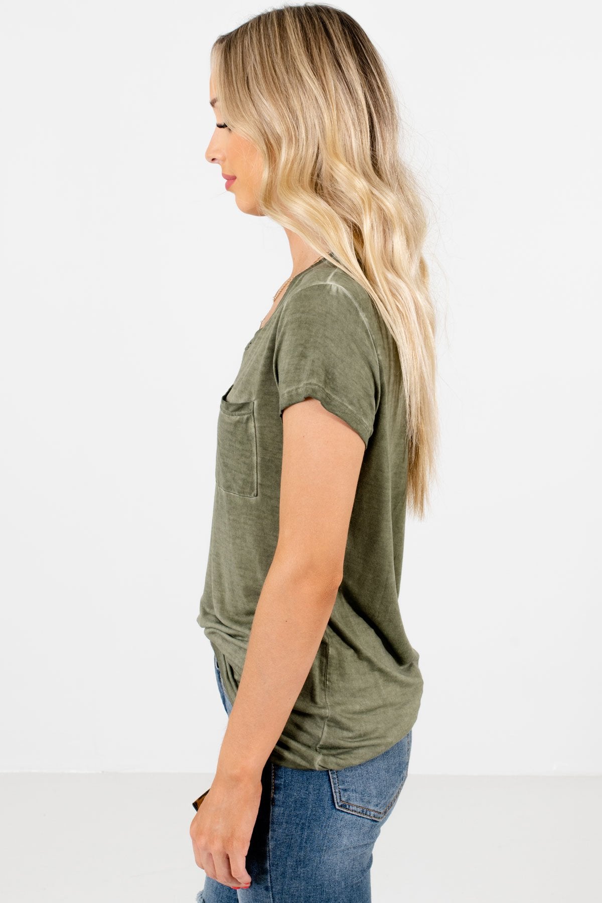 Green Lightweight High-Quality Material Boutique Tees for Women