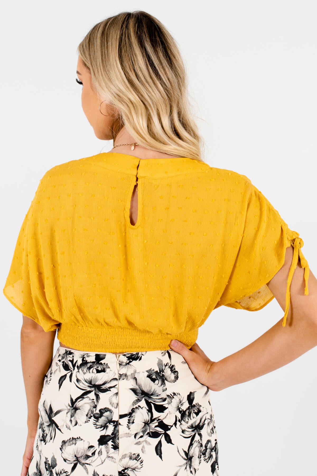 Women's Mustard Yellow Keyhole Back Boutique Crop Tops