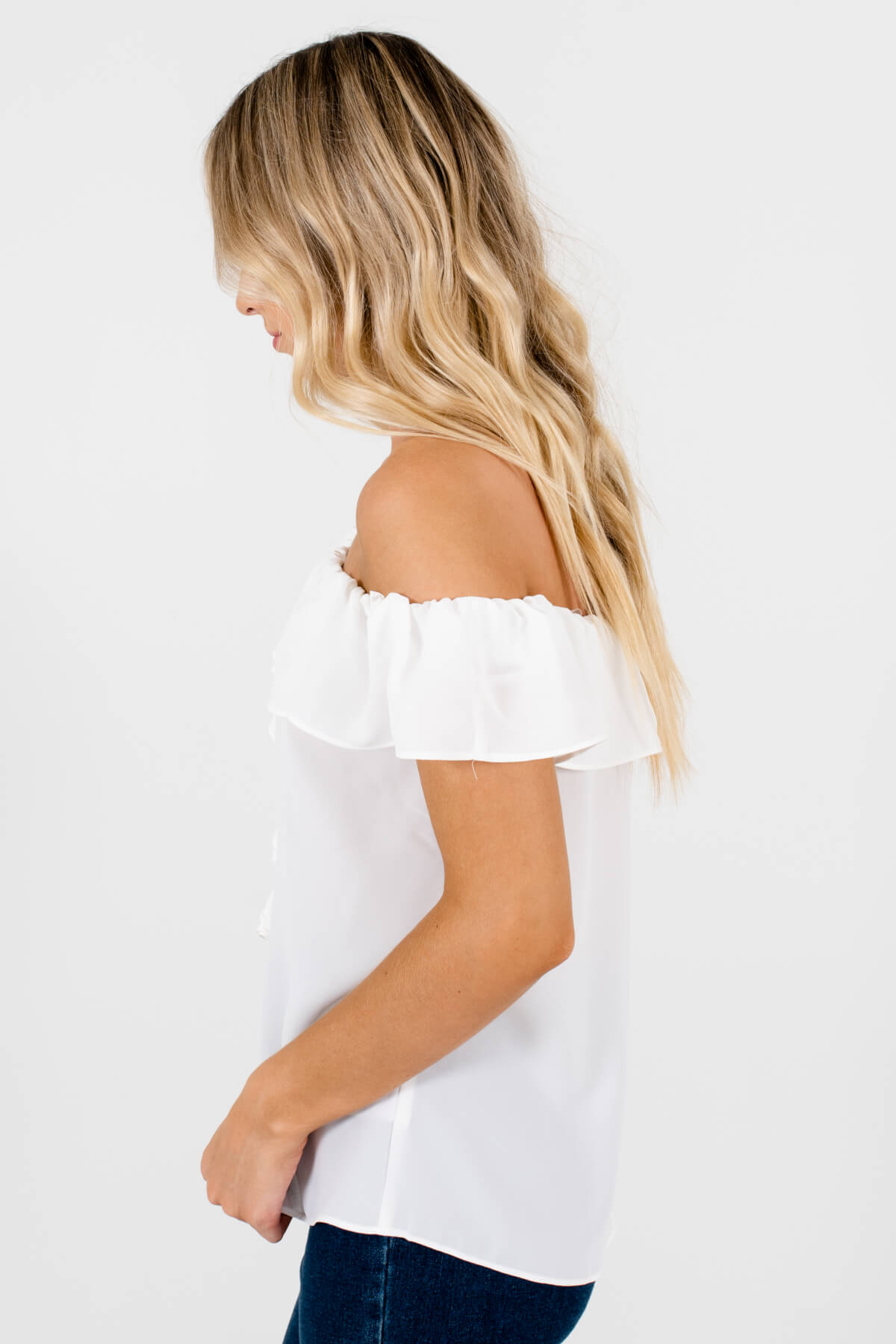White Lightweight High-Quality Material Boutique Tops for Women