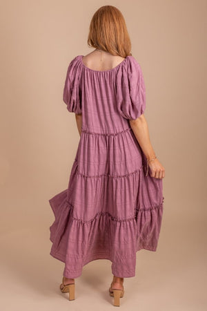 Tiered dress with puff sleeves
