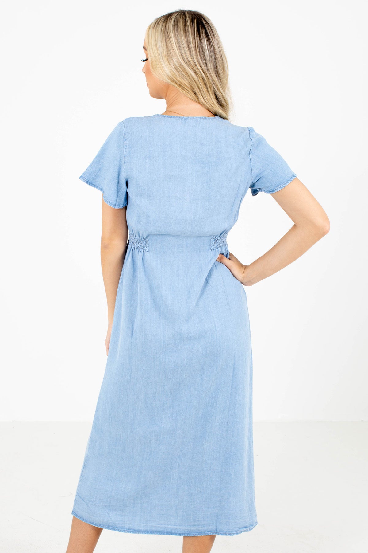 Women's Blue Chambray Boutique Midi Dress