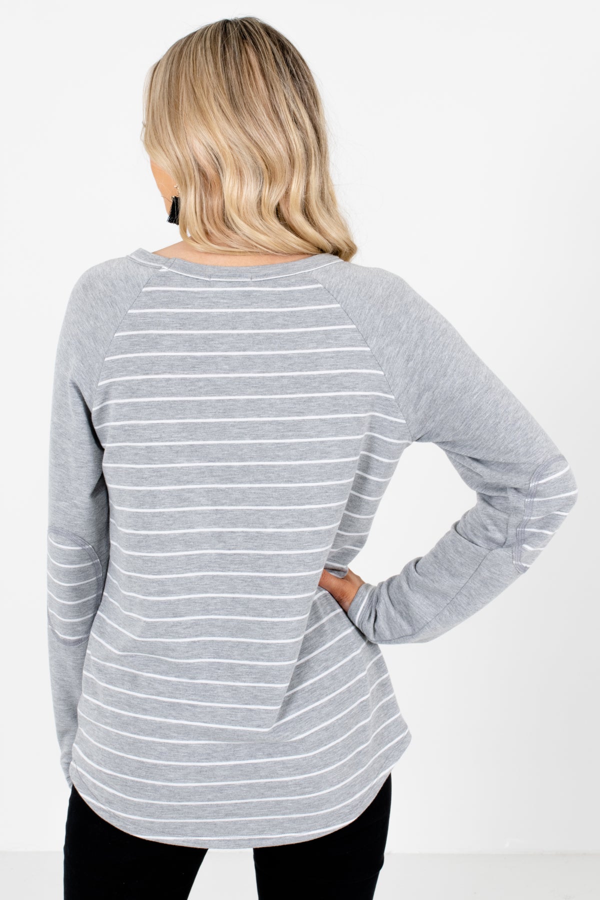 Women's Gray Long Sleeve Boutique Tops