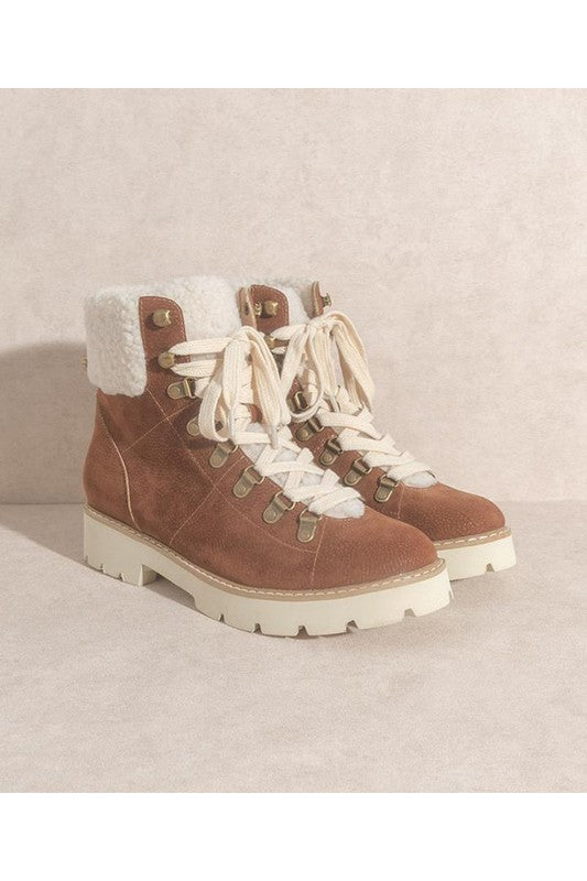 TO THE LODGE BOOT