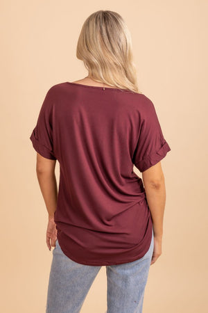 women's dark burgundy short sleeve top