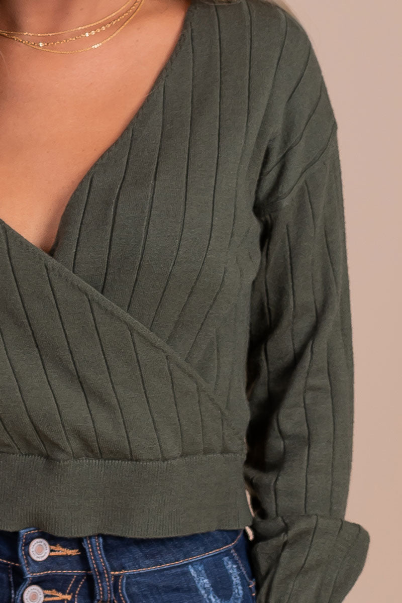 women's dark green fall and winter ribbed top