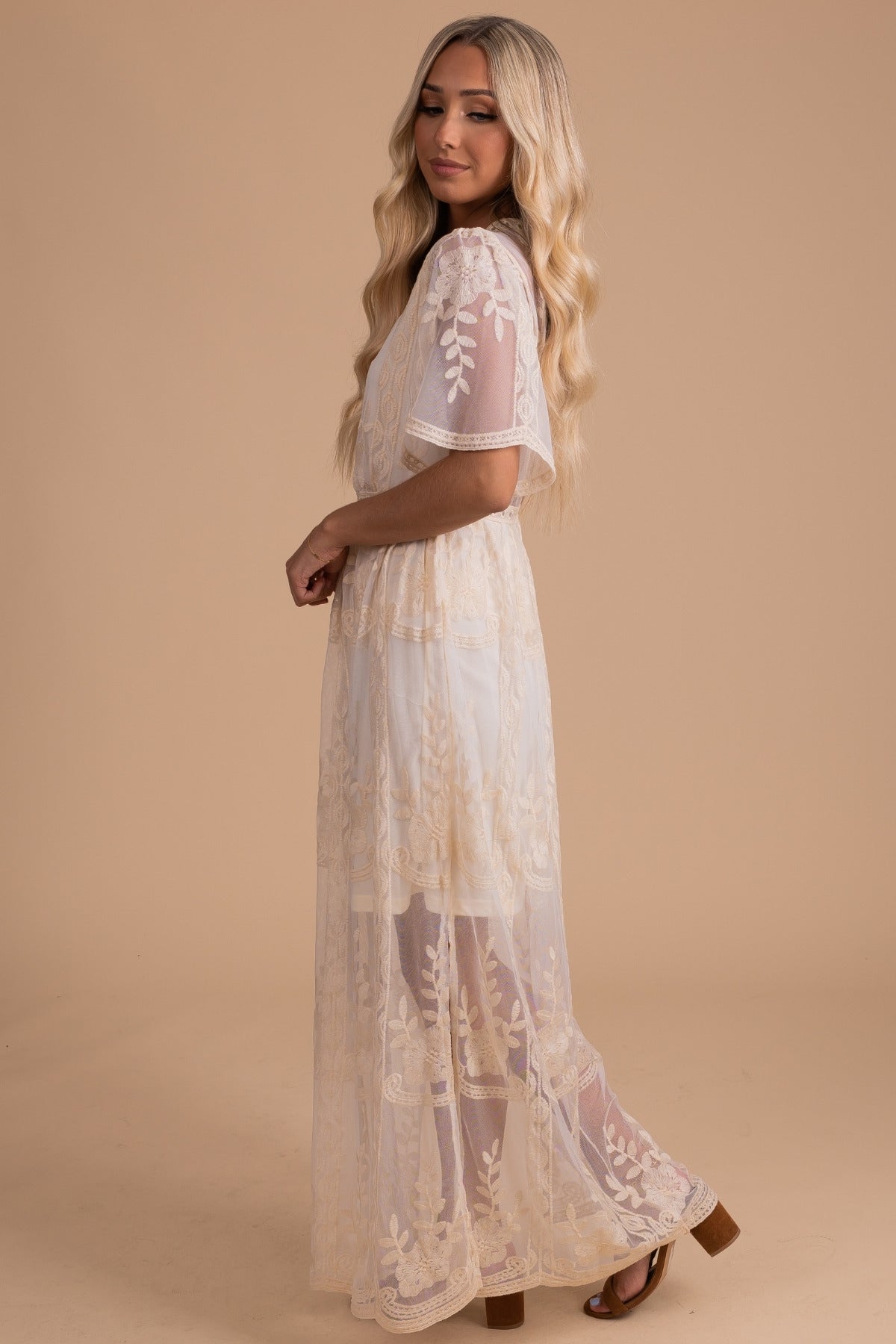 Elegant Lace Maxi Dress