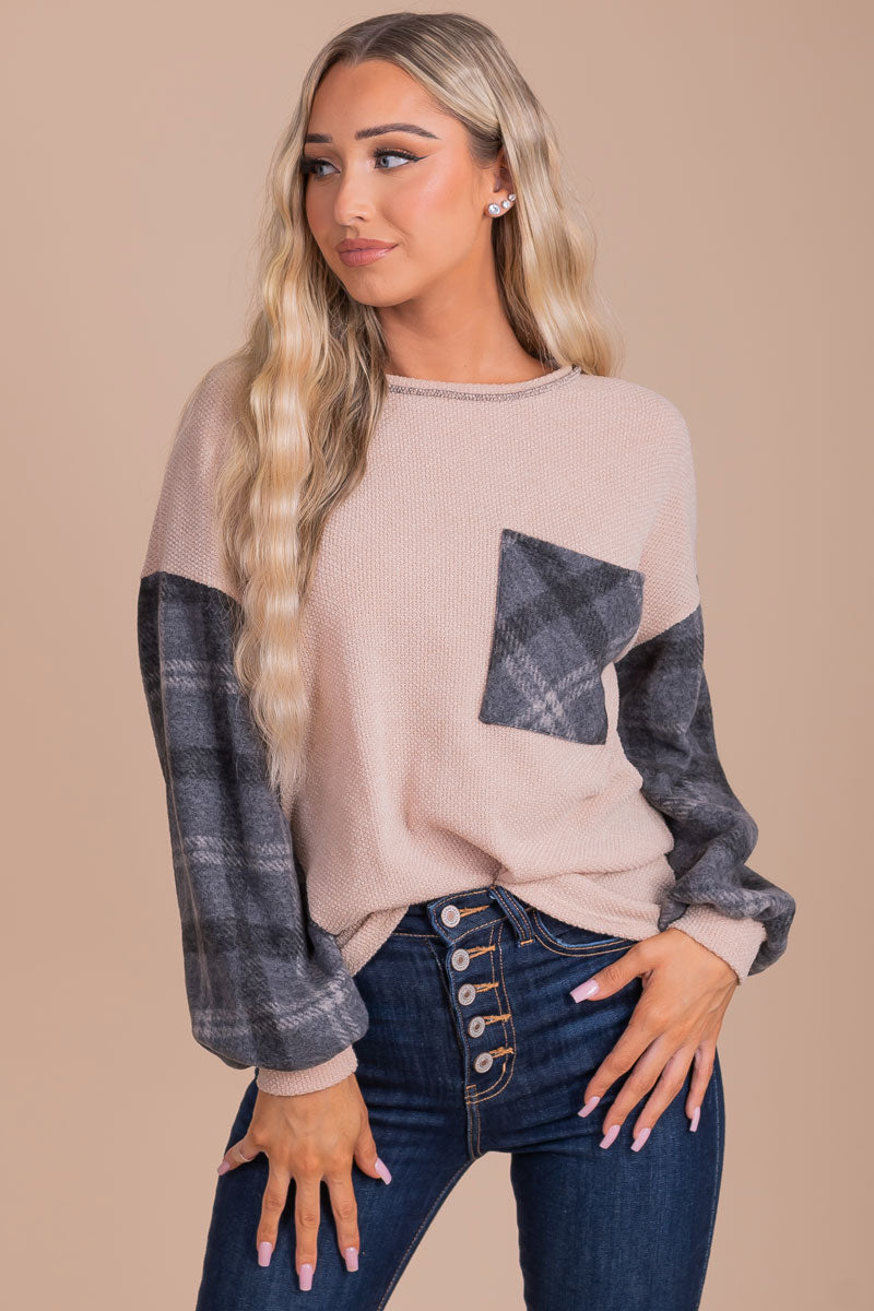 women's off white plaid long sleeve sweater