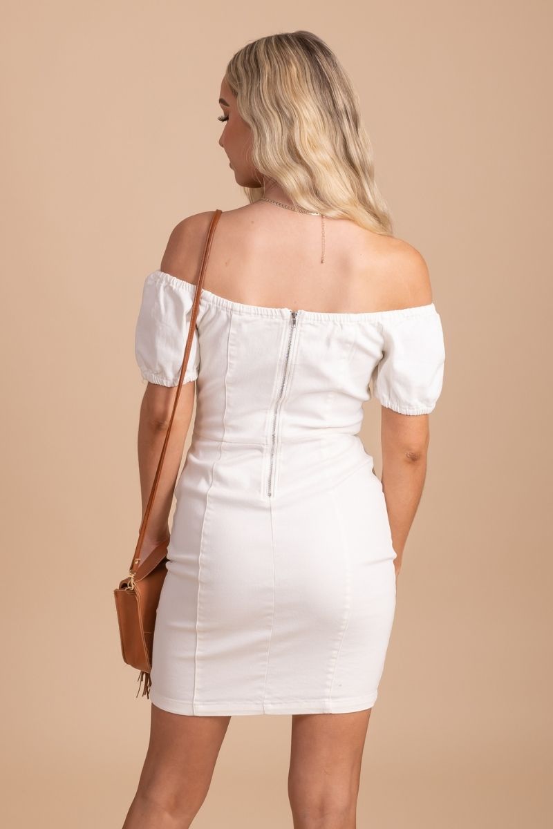 Women's White Boutique Mini Dresses with Pockets