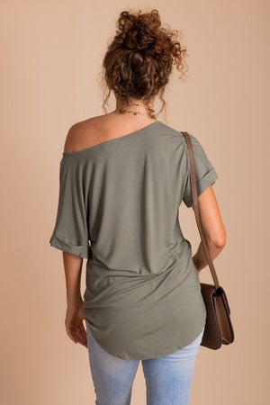 Women's Green Rounded Hem Boutique Tops