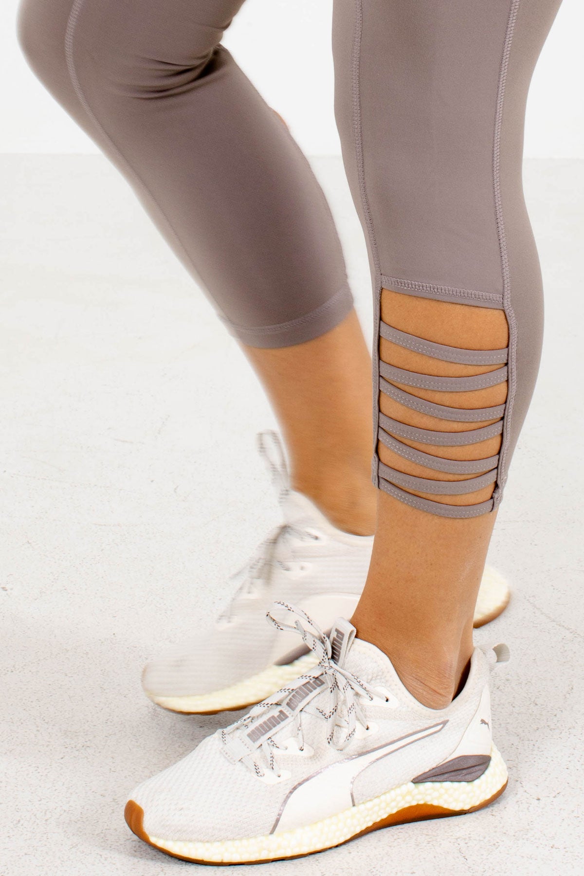 Premium Cut-Out Active Leggings - Light Brown