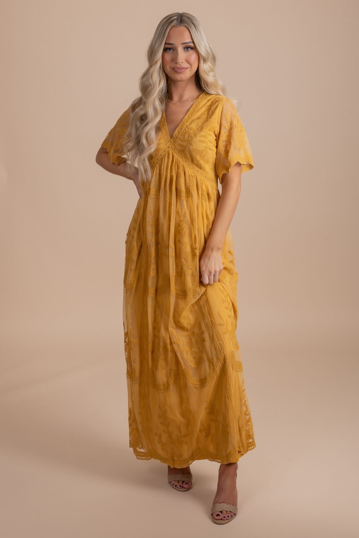 Women's Yellow Lace Maxi Dress