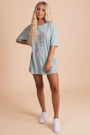 boutique women's graphic tee for summer